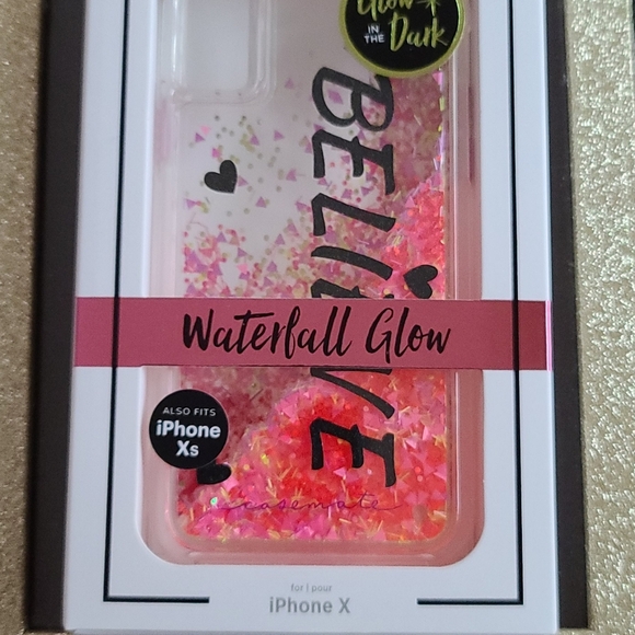 IPhone X Case - Picture 2 of 3